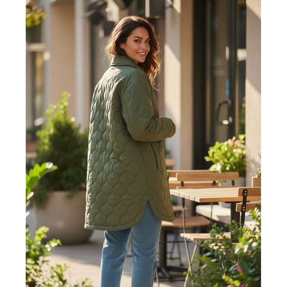 Ricki's Olive Green Quilted Barn Coat‎ Size Medium Jacket Button Down - Picture 3 of 12